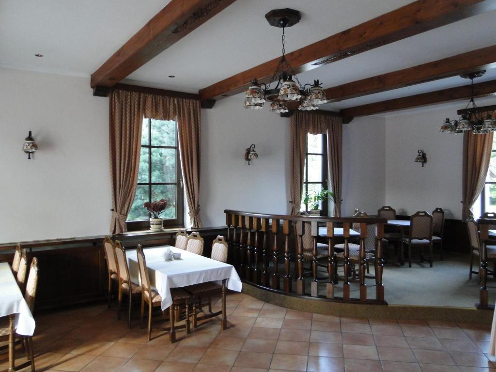 Villa Zerotin Penzion Bed & Breakfast Velké Losiny Exterior photo