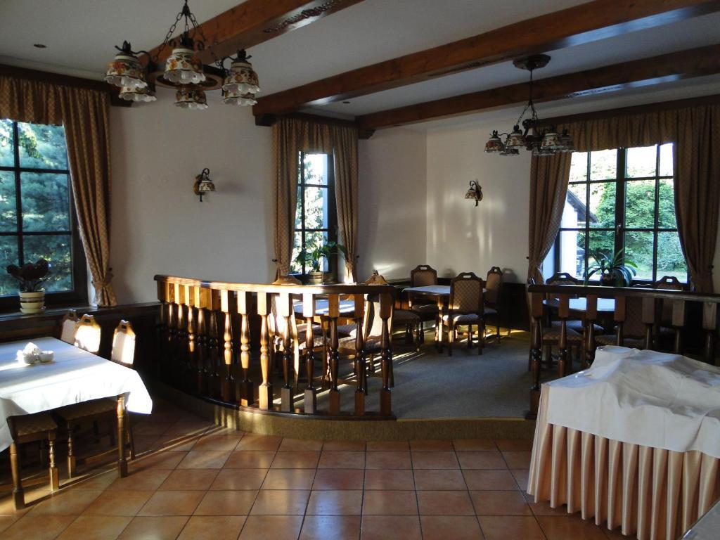 Villa Zerotin Penzion Bed & Breakfast Velké Losiny Exterior photo
